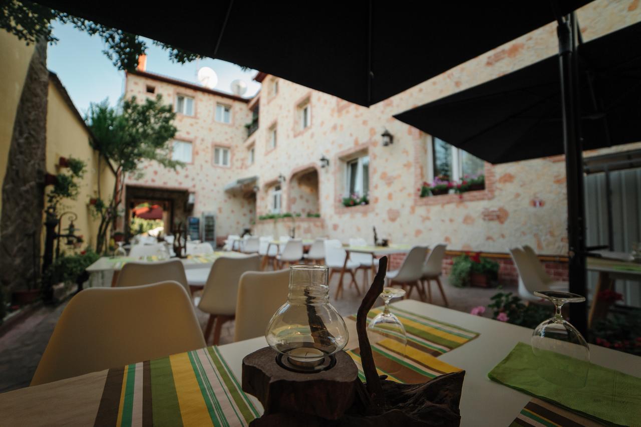 Hotel Gala Oradea Eksteriør bilde
