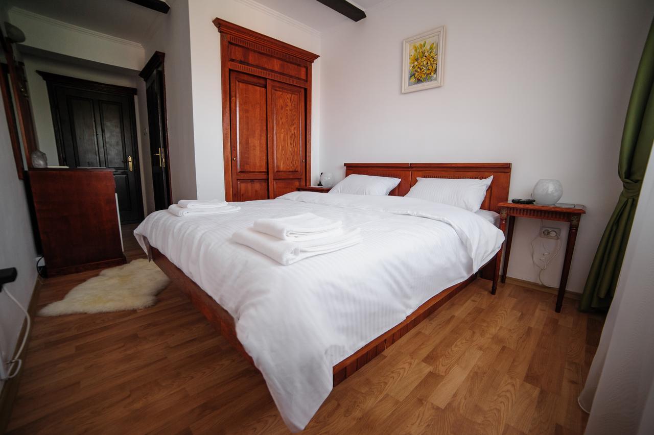 Hotel Gala Oradea Eksteriør bilde